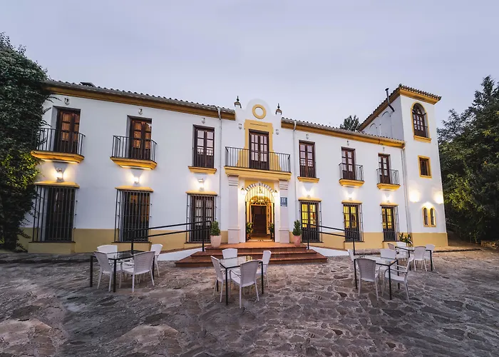 Hotel Humaina