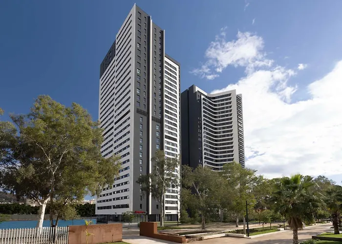 Hampton By Hilton Malaga Martiricos